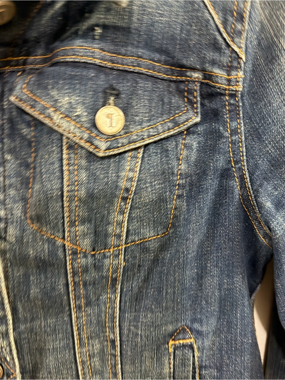 Pilcro Dark Blue Denim Distressed Classic Trucker Jacket. Size Medium - Picture 5 of 9